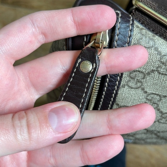 GUCCI Fanny Pack - Picture 10 of 11